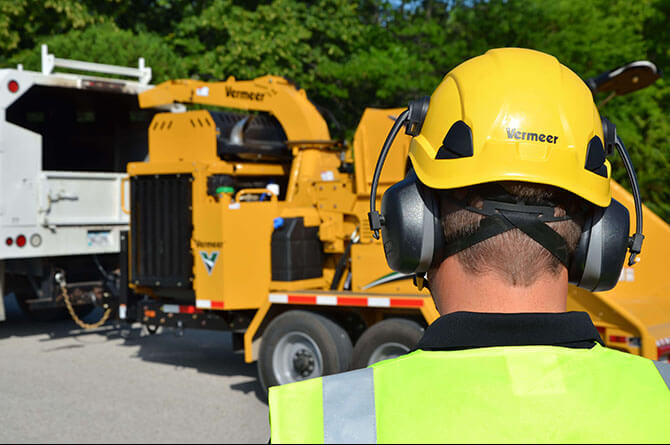 Máy băm nghiền gỗ khai thác gỗ lâm nghiệp BC2100XL