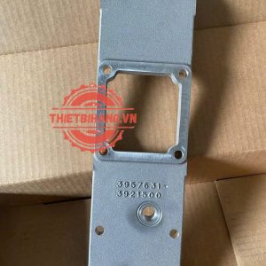 Cummins Intake Manifold Cover 3957631