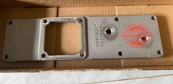 Cummins Intake Manifold Cover 3957631